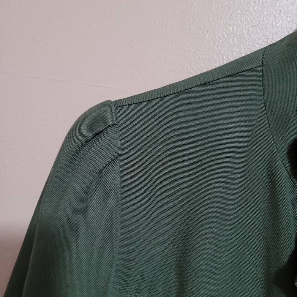 Hinge Green Utility Ruffle Jacket Size Xs. - image 3